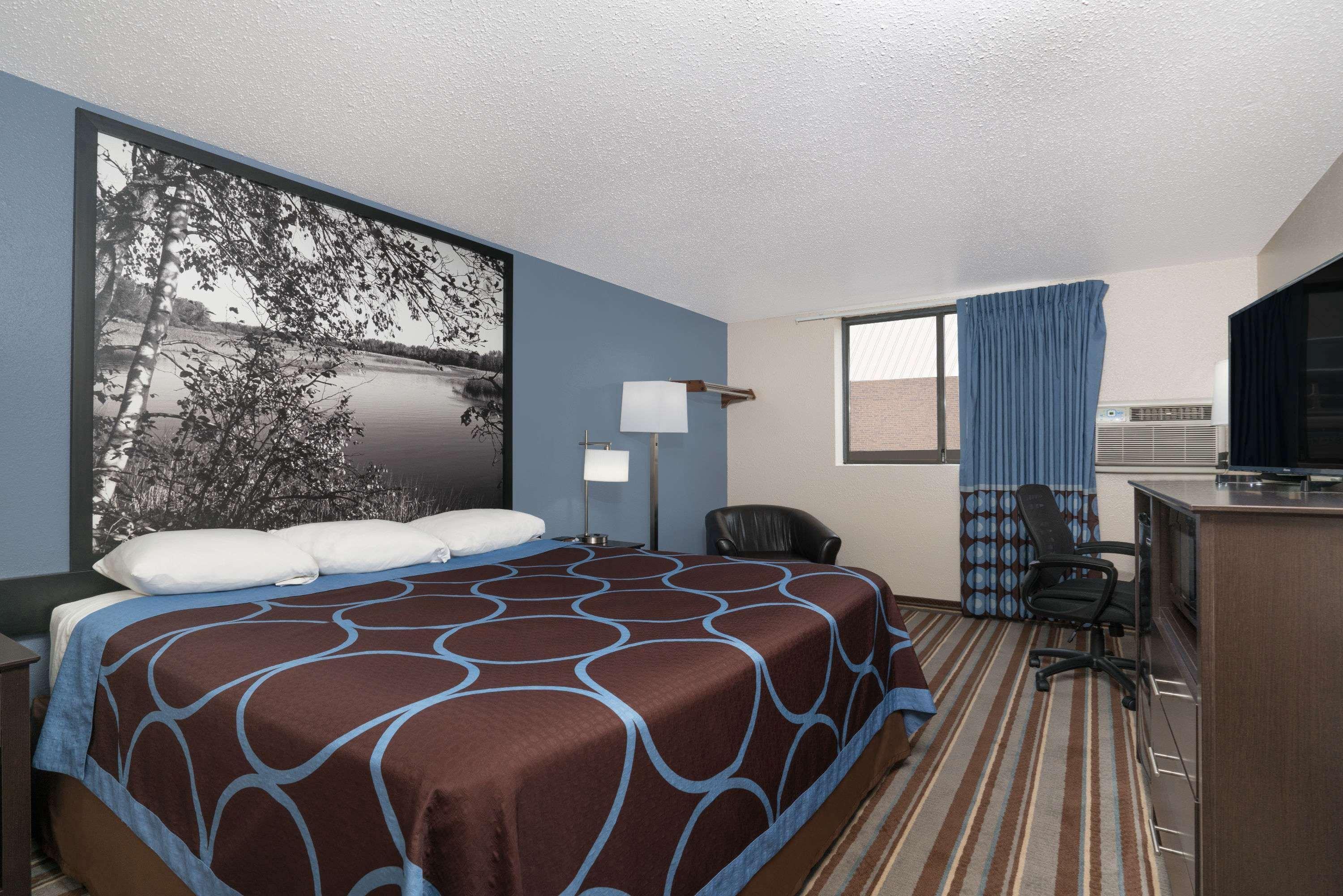 Super 8 By Wyndham Willmar Hotel Buitenkant foto